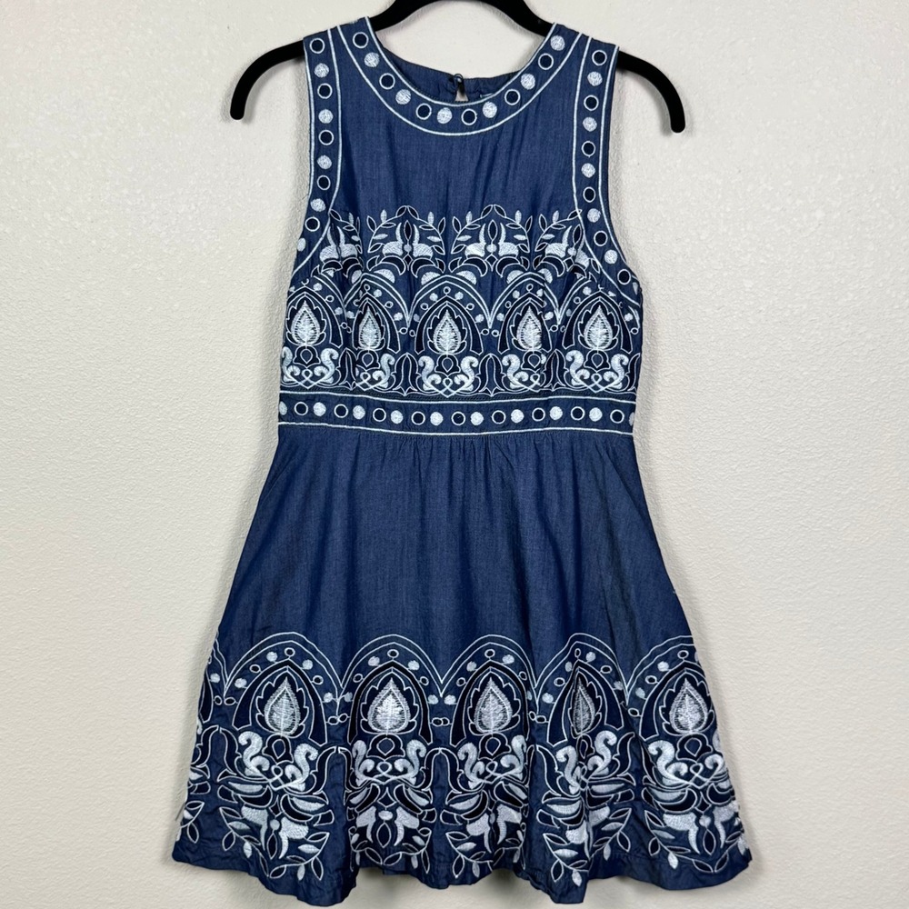 J.O.A Embroidered Denim Dress Open Back Boho Fit Flare Mini‎ S